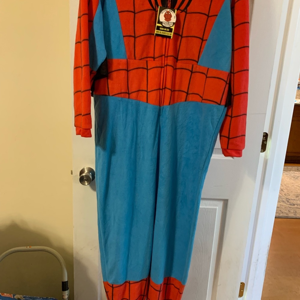 Spider Man Marvel size 16/18 fleece Halloween costume NWT’s; Bundle